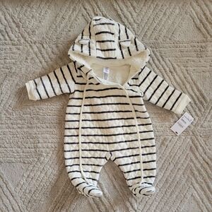 NWT Nordstrom Baby Bunting size 3 months